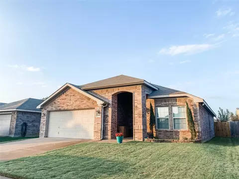 4209 Agate Dr, Granbury, TX 76049