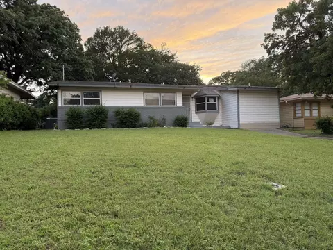 1844 Montclair Dr, Fort Worth, TX 76103