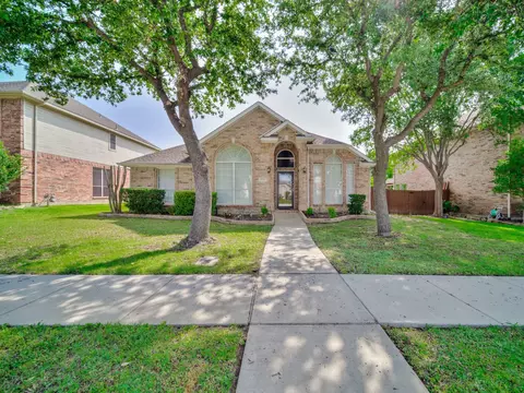 2733 Club Ridge Dr, Lewisville, TX 75067