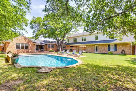 4424 Crooked Ln, Dallas, TX 75229