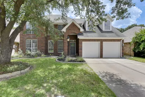 6111 Pinwood Cir, Arlington, TX 76001