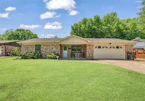 3210 E Houston St, Paris, TX 75460