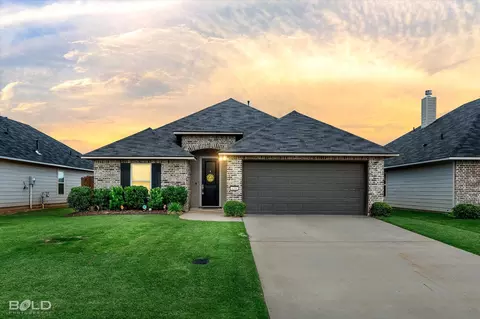 4184 Grassy Lake Dr, Bossier City, LA 71111