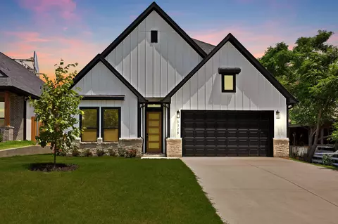 5328 Locke Ave, Fort Worth, TX 76107