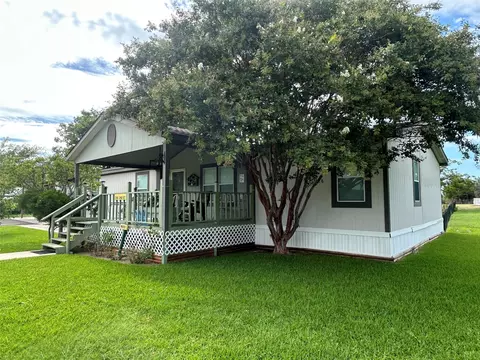 506 W Second St W, Goldthwaite, TX 76844