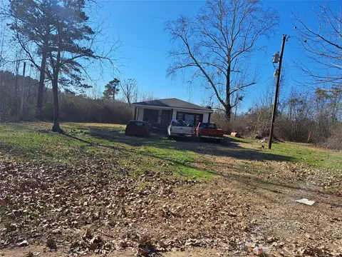 131 Black Rd, Benton, LA 71006