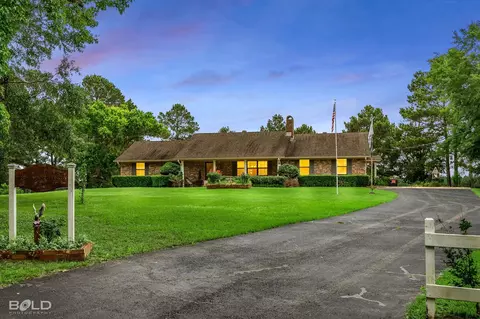236 Charlie Cannon Rd, Coushatta, LA 71019