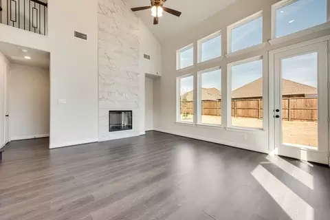 1323 Sundance Ln, Justin, TX 76247