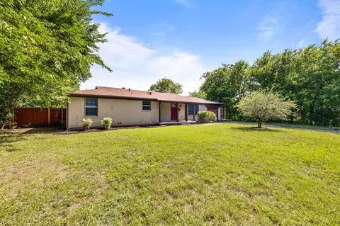 6704 Lavon Dr, Richland Hills, TX 76118