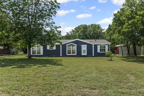 345 N Barron Rd, Covington, TX 76636