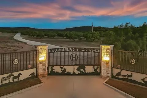 635 County Road 184, Lawn, TX 79530