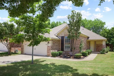 733 Atascosa Ave, Fort Worth, TX 76120