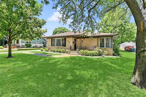 415 W Belden St, Sherman, TX 75092