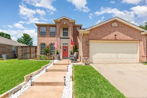 2344 Magnolia Dr, Little Elm, TX 75068
