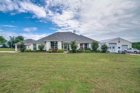 17176 University Dr, Forney, TX 75126