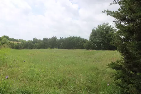 7452 Saint Augustine Dr, Cleburne, TX 76033 photo 8
