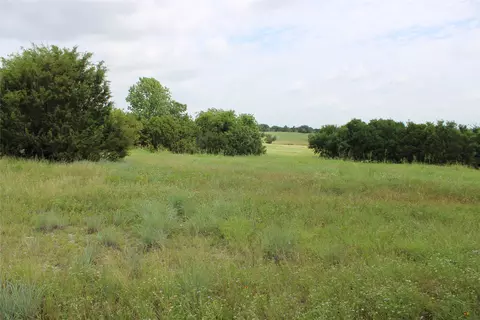 7452 Saint Augustine Dr, Cleburne, TX 76033 photo 13