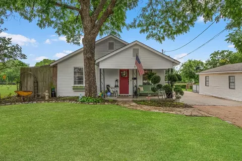 6440 Harmonson Rd, North Richland Hills, TX 76180
