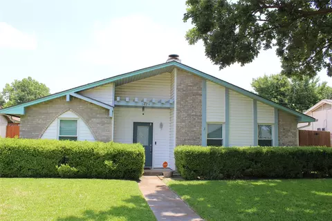 1424 Valley Trl, Mesquite, TX 75149