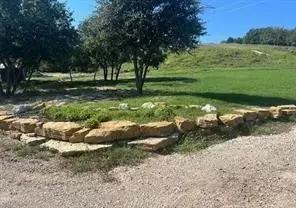 310 Glade Valley Rd, Azle, TX 76020