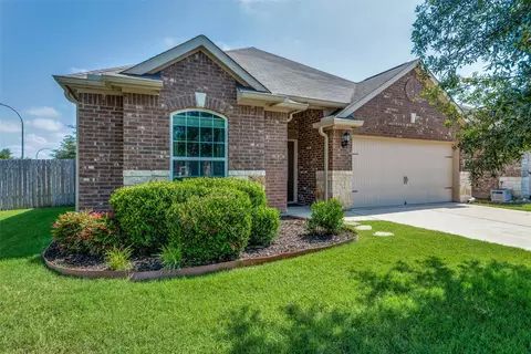 4201 Tower Ln, Crowley, TX 76036