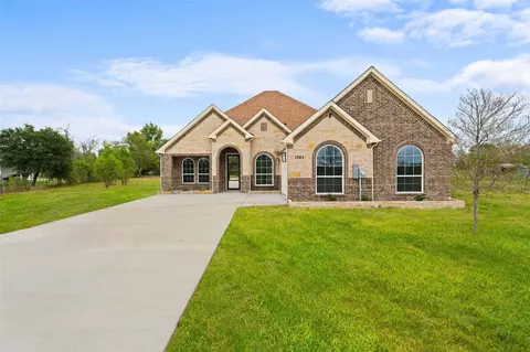 1085 Country Ln, Kaufman, TX 75142