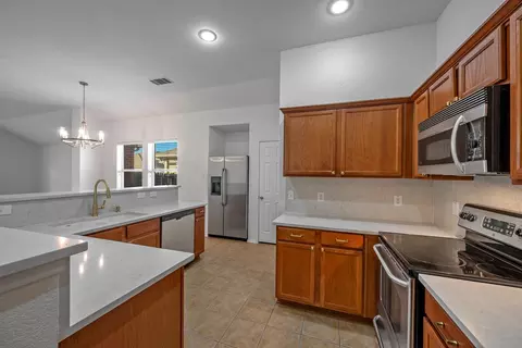 1434 Sparrow Dr, Little Elm, TX 75068