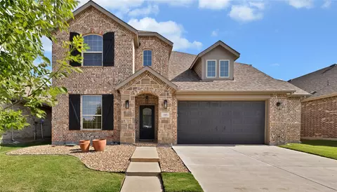 1905 13th St, Argyle, TX 76226