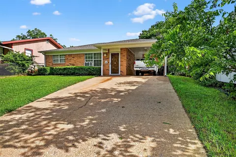 815 W Hull St, Denison, TX 75020