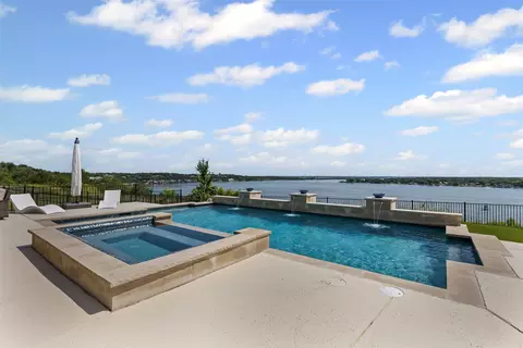 7006 Lake Village Ct, Granbury, TX 76048