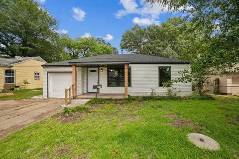 841 20th St SE, Paris, TX 75460