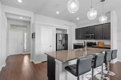 10205 Omni Dr, Waco, TX 76708 photo 5