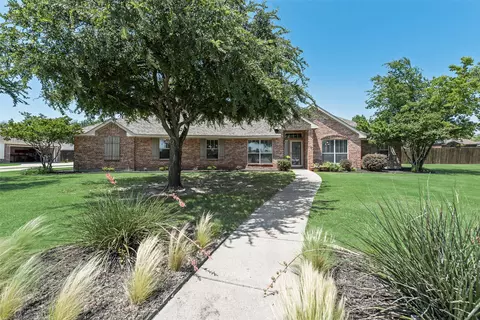 1301 Shell Beach Dr, Little Elm, TX 75068