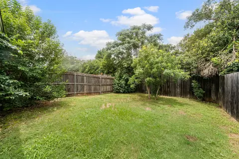 406 Spring St, Mcgregor, TX 76657 photo 15