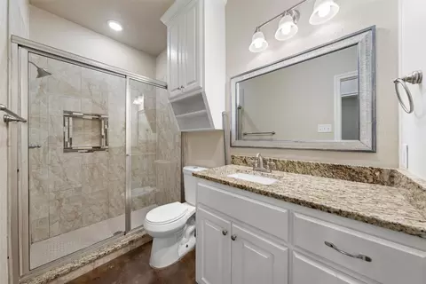 406 Spring St, Mcgregor, TX 76657 photo 11