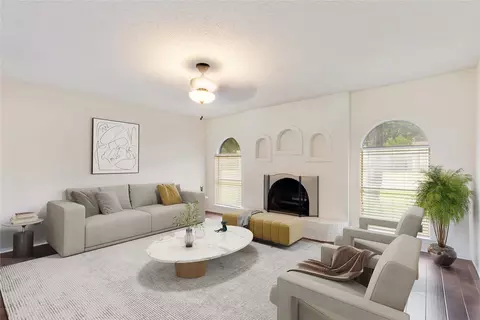 Living - 809 Monique, Cedar Hill, TX 75104 photo 1 of 4