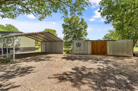 2918 Fm 2194, Celeste, TX 75423 photo 19