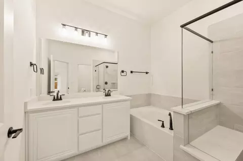 Bath - 924 Split Oak Ln, Anna, TX 75409 photo 1 of 4