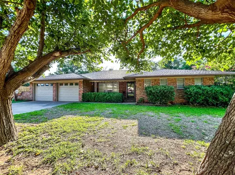 1408 N Avenue J, Haskell, TX 79521