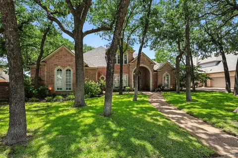 1318 Austin Thomas Dr, Keller, TX 76248
