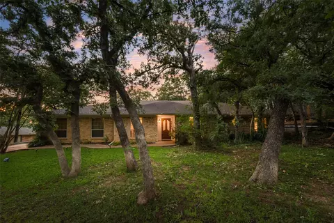 5909 Shady Hill Ln, Arlington, TX 76016