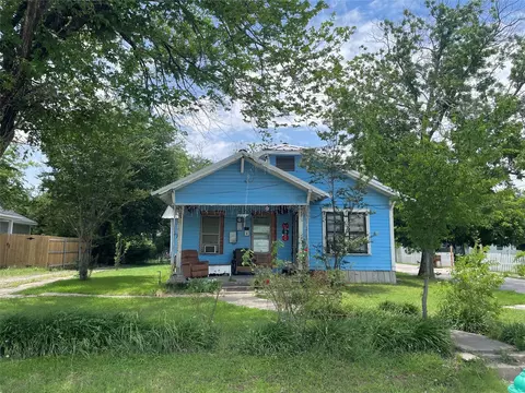 1206 Walnut St, Greenville, TX 75401