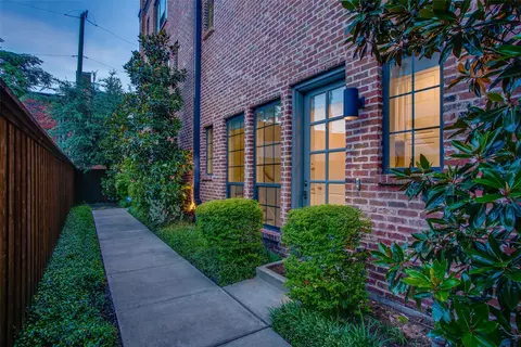 1902 Caddo St #7, Dallas, TX 75204