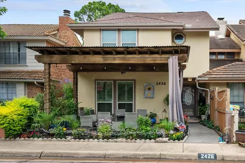 2426 St Gregory St, Arlington, TX 76013