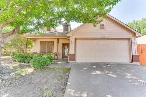 6905 Laurel Canyon Ter, Fort Worth, TX 76132