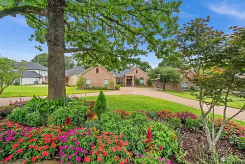420 Bunker Dr, Tyler, TX 75703