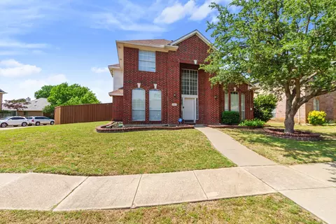 2001 Brook Tree Dr, Garland, TX 75040