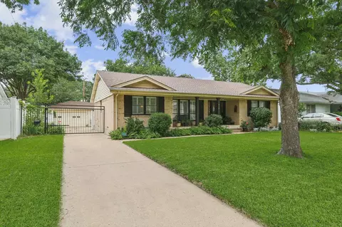612 Twilight Trl, Richardson, TX 75080