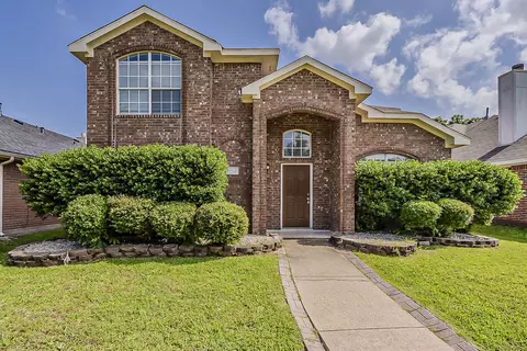 7702 Harbor Dr, Rowlett, TX 75088