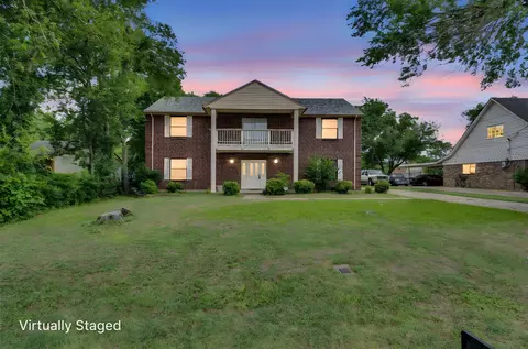 1211 Plateau Dr, Duncanville, TX 75116